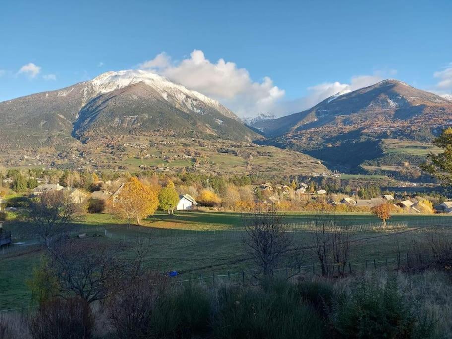 Gite Confort 15 Couchages, Vue Panoramique Montagne Hautes Alpes, Terrasses Embrun Extérieur photo