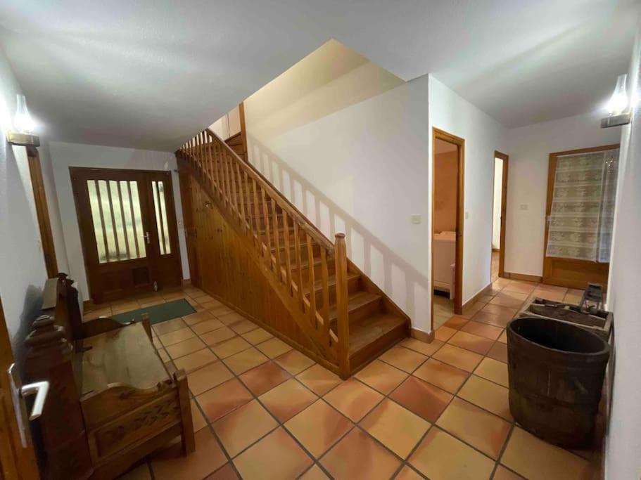 Gite Confort 15 Couchages, Vue Panoramique Montagne Hautes Alpes, Terrasses Embrun Extérieur photo