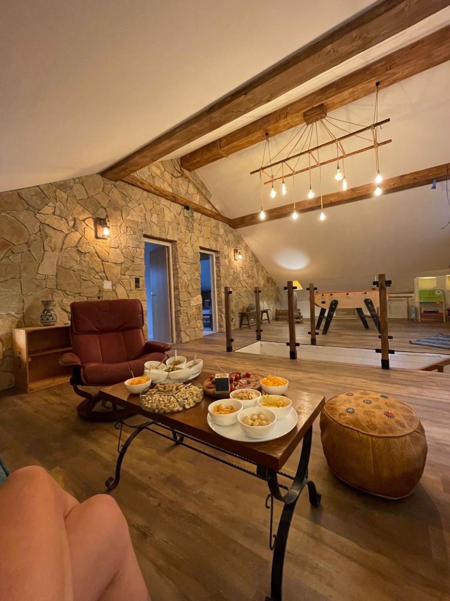 Gite Confort 15 Couchages, Vue Panoramique Montagne Hautes Alpes, Terrasses Embrun Extérieur photo