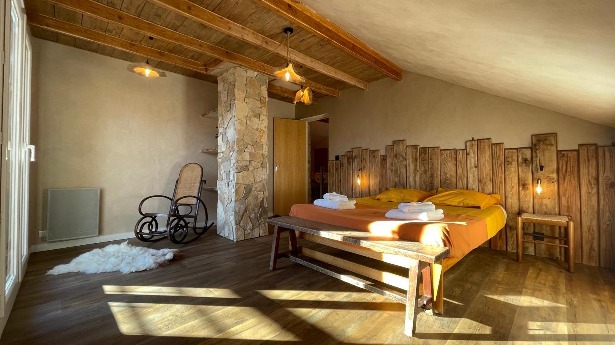 Gite Confort 15 Couchages, Vue Panoramique Montagne Hautes Alpes, Terrasses Embrun Extérieur photo