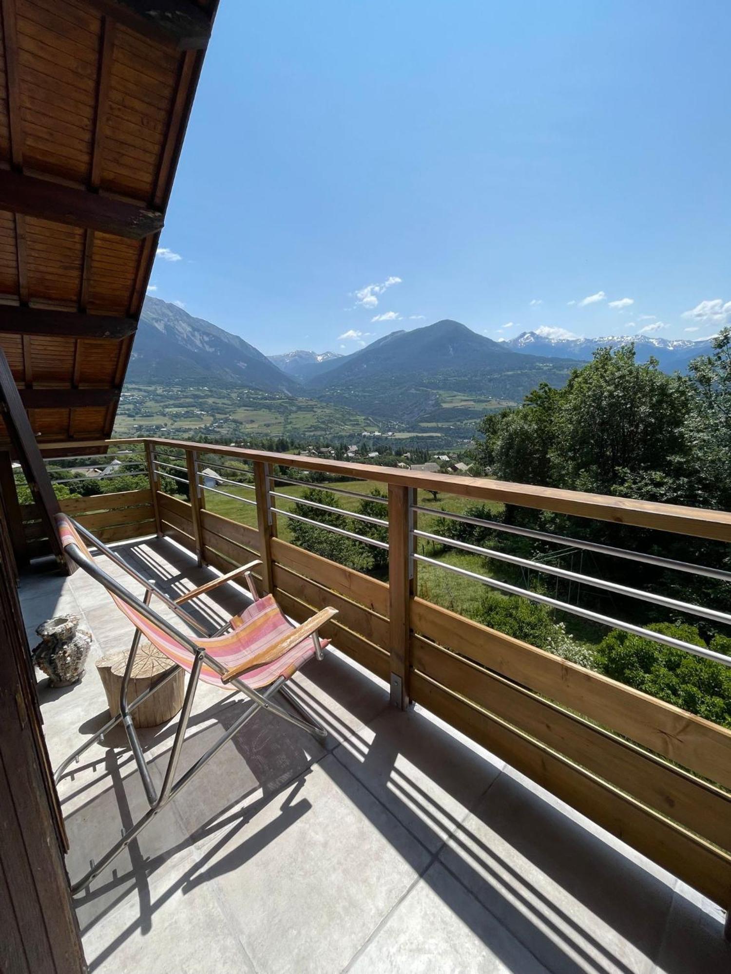 Gite Confort 15 Couchages, Vue Panoramique Montagne Hautes Alpes, Terrasses Embrun Extérieur photo